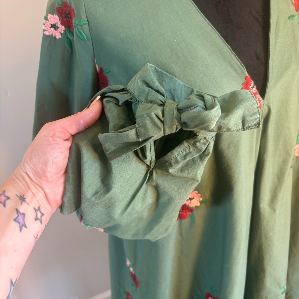 ASOS Green Dress with Pink Floral Detail - Picture 5 of 14